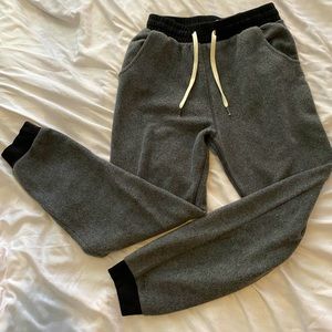 NWT FEAT BlanketBlend Joggers in hazy black